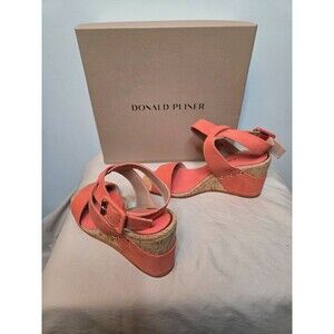 Donald Pliner Women's Belleville Coral Shoes, Size 7.5, New in the Box